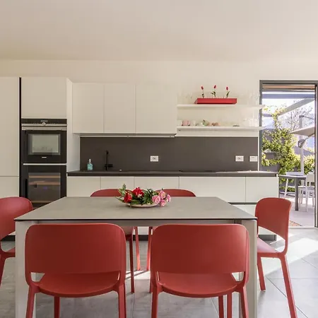 アパート Apartment Lana Gera Lario Lake Como Terrace Shared Pool Ac *