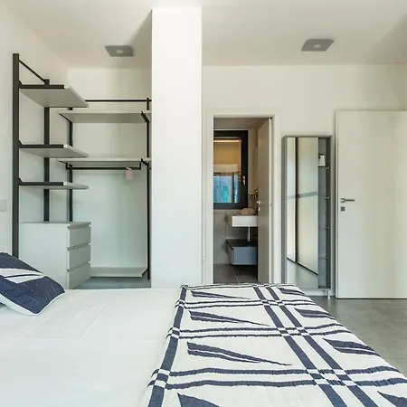 アパート Apartment Lana Gera Lario Lake Como Terrace Shared Pool Ac *