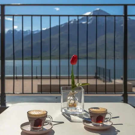 Apartment Lana Gera Lario Lake Como Terrace Shared Pool Ac Gera Lario